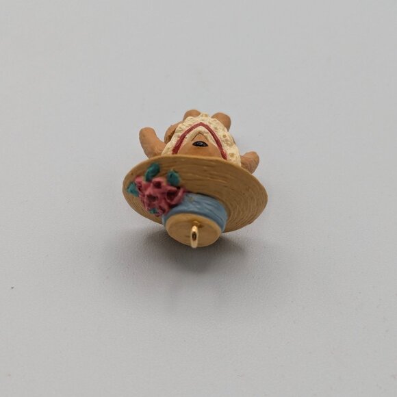 Hallmark Keepsake Teddy-Bear Style 1998, 2nd in Series, Victorian Style Ornament - Picture 4 of 10